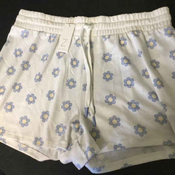 NWT Day Trip Daisy Shorts Z lounge by Z Supply  soft with flowers white size L - Picture 1 of 4